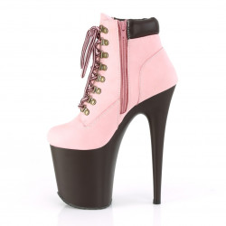 Нежно-розовые ботинки с матовой платформой на шнуровке