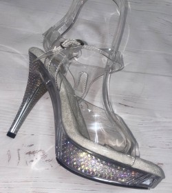 Туфлі для позування